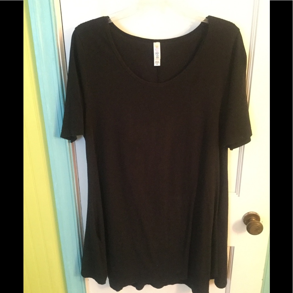 LulaRoe Perfect T